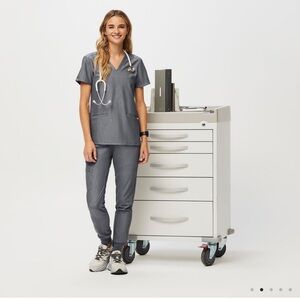 Figs Graphite Scrub Set XS